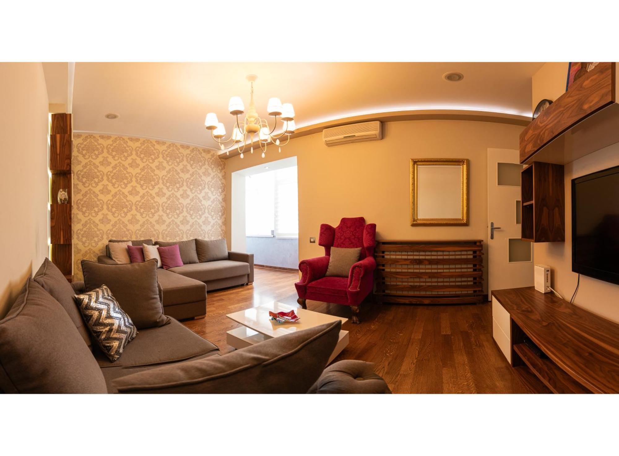 City Center Apartment Belgrado Buitenkant foto